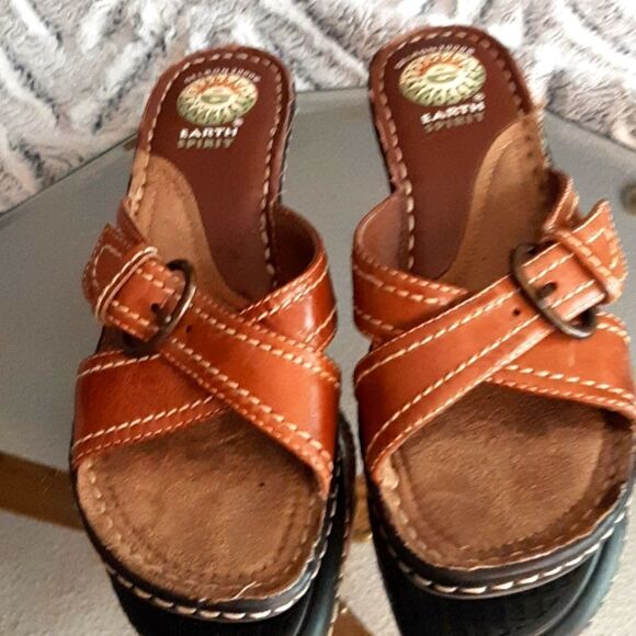 earthspirit Shoes - EARTH SPIRT Brown‎ 100% Leather Wedges 7M